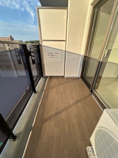 エスリードレジデンス江坂垂水町のバルコニー|落ち着いた時間を過ごせるバルコニーです