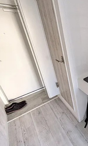 アベニール青井の玄関