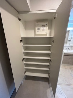 エスリードレジデンス江坂垂水町の収納|大きなスペースがあり、収納には困りません