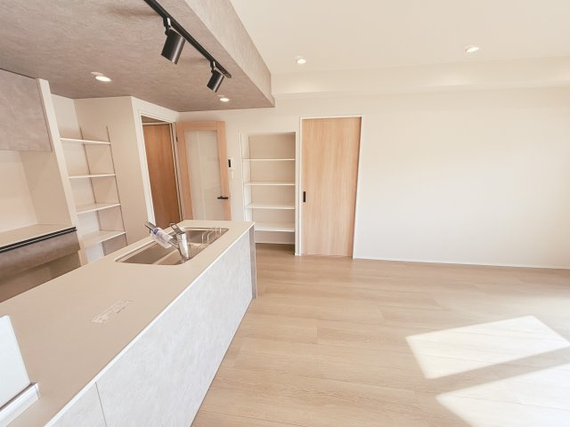 【居間・リビング】