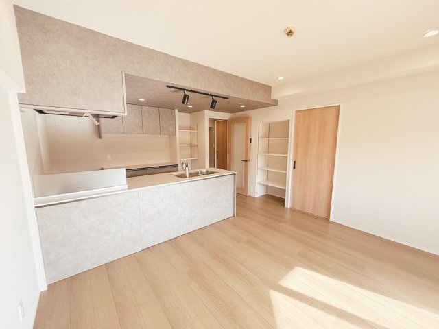 【居間・リビング】