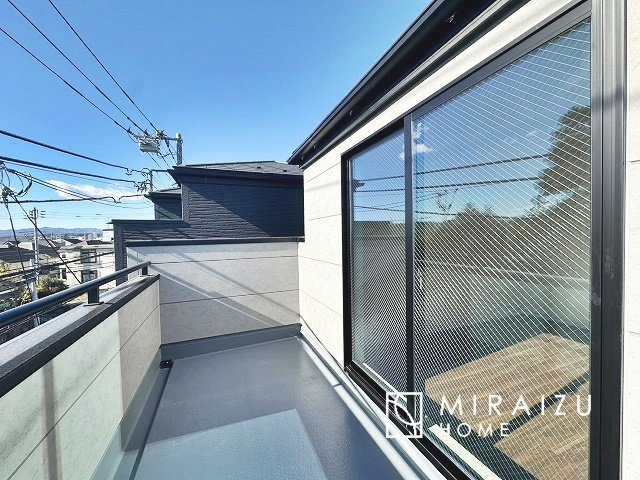 【その他】 | 浴室乾燥機はとても早く乾くパワフル乾燥機。普段の入浴後のカビ防止に10分だけ回していただければ清潔浴室を保てます。冬寒い日の入浴や、小さいお子様、ご年配のご両親様との入浴の際には、浴室を温めておけます