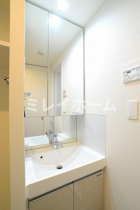 グランドコンシェルジュ多摩川アジールコートの洗面所