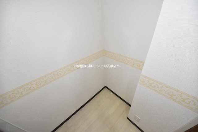 フェリーチェ難波