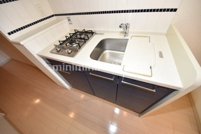 プレサンス本町プライムのキッチン