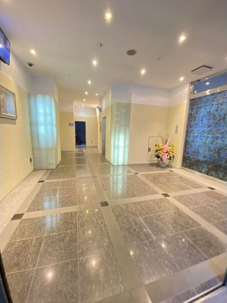 フェルザ今宮戎(旧:Krehl難波南)のロビー