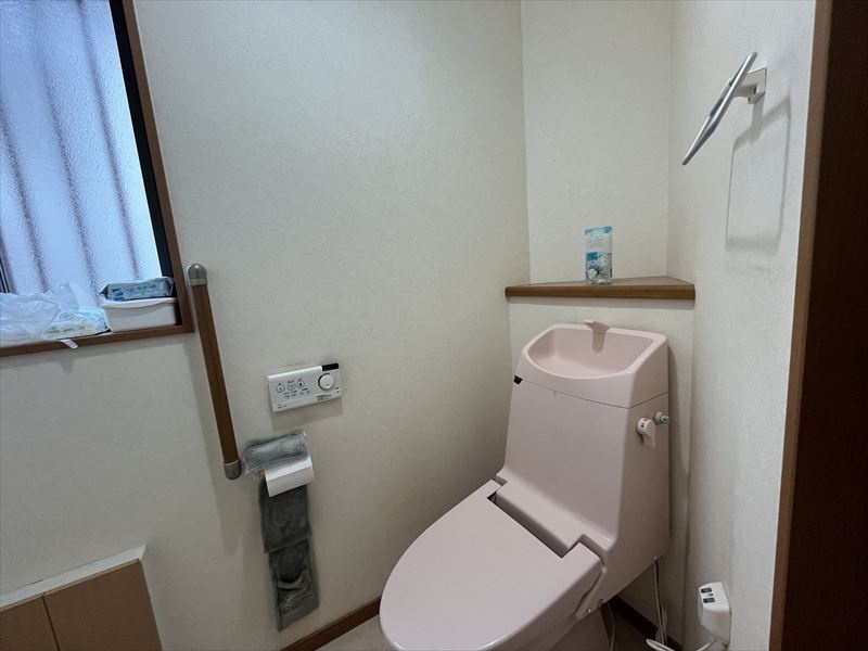 山形市小白川町2丁目4-4の洋室