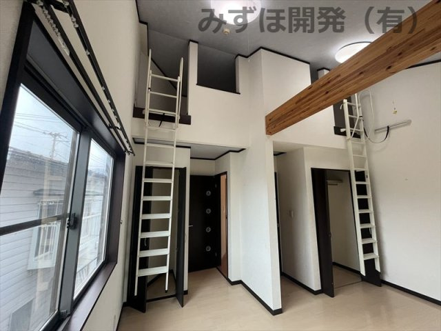 山形市小白川町2丁目4-4の洋室|2階の北側の洋室です