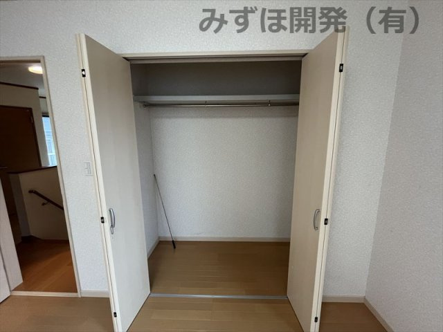 山形市小白川町2丁目4-4の収納