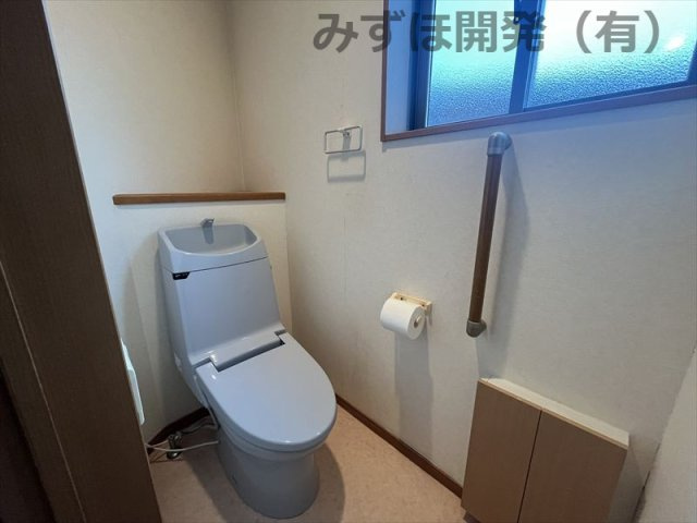 山形市小白川町2丁目4-4のトイレ|2階のトイレです。