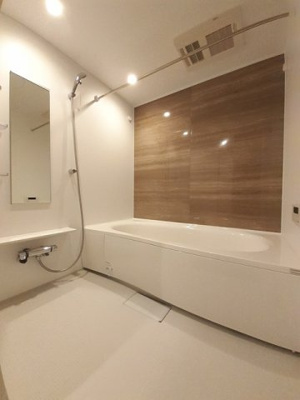 【浴室】 | アーポシークⅡ | 落ち着いた空間のお風呂です