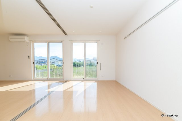 アンベリール長池の居間・リビング