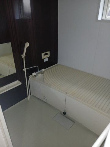 エテルナの浴室