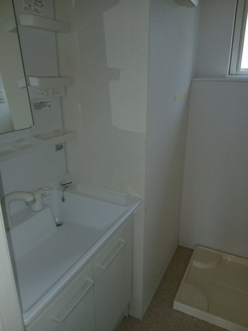 エテルナの洗面所