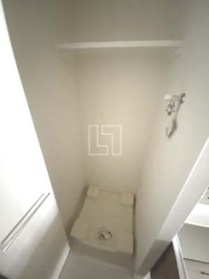 【洗面所】 | LiveCasa本町（ライブカーサ本町） | LiveCasa本町（ライブカーサ本町）　室内洗濯機置き場