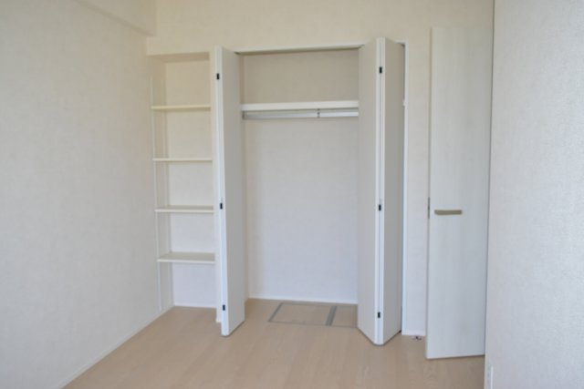 青梅市河辺町１丁目の中古マンションの収納