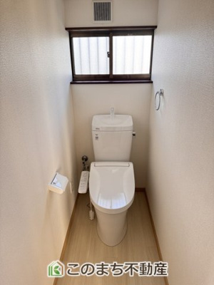 【トイレ】 | KEM真岡市長田1期 | 小窓から換気ができて清潔なトイレスペース☆