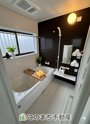 【浴室】 | KEM真岡市長田1期 | 家具・什器・調度品・植栽・カーテンなどはCG加工しております。販売価格には含まれません。