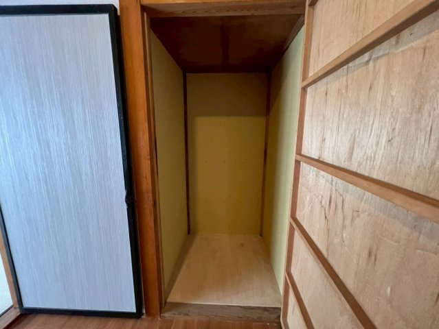 白井掛戸建の収納