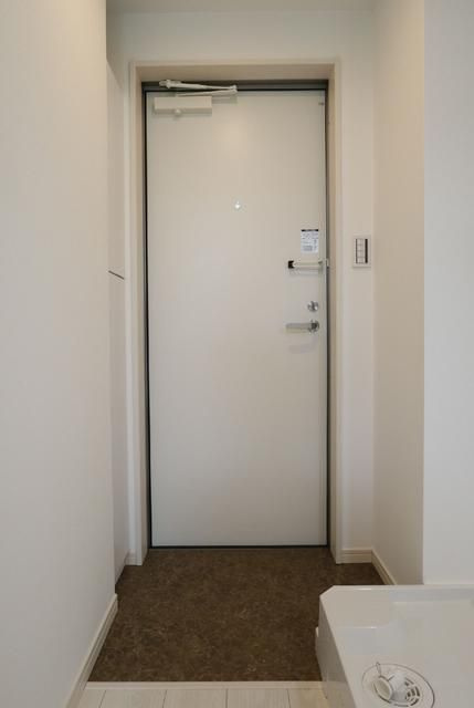 アーカンジェル志村の玄関