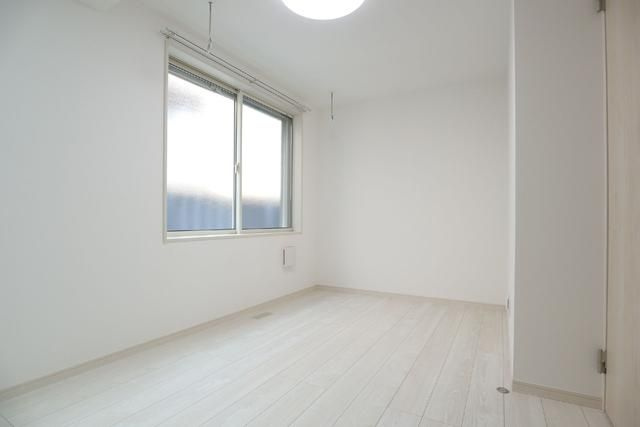 アーカンジェル志村の居間・リビング