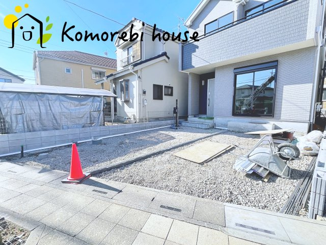 さいたま市西区指扇996番2　新築一戸建て　Aの駐車場|カースペースがあります