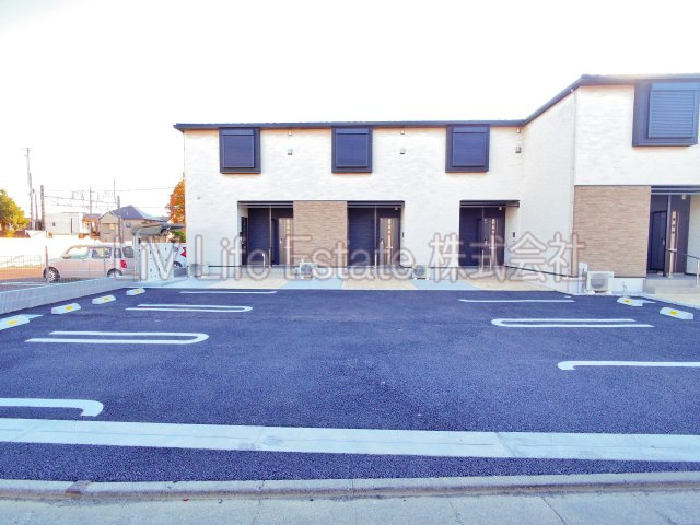 エム・ケイ　ハイム　Ａの駐車場