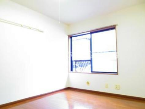 パインヒル南篠崎の居間・リビング