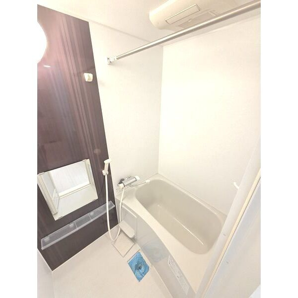 アーバンテラス浮島町　名古屋市賃貸　仲介手数料無料の浴室