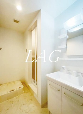 【洗面所】 | ミハス市川 | 洗面台です。