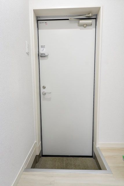 サンモール竹ノ塚の玄関