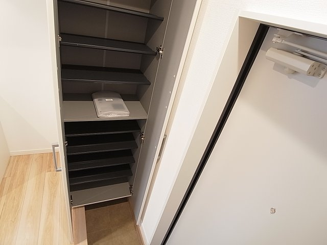 ブルームの玄関|玄関には大容量シューズボックス