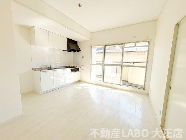 S-court BENTENの居間・リビング