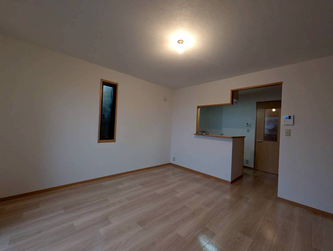 メゾン二翠の居間・リビング