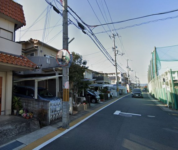 上植野町樋爪戸建て住宅の前面道路含む現地写真|前面道路含む現地写真です
