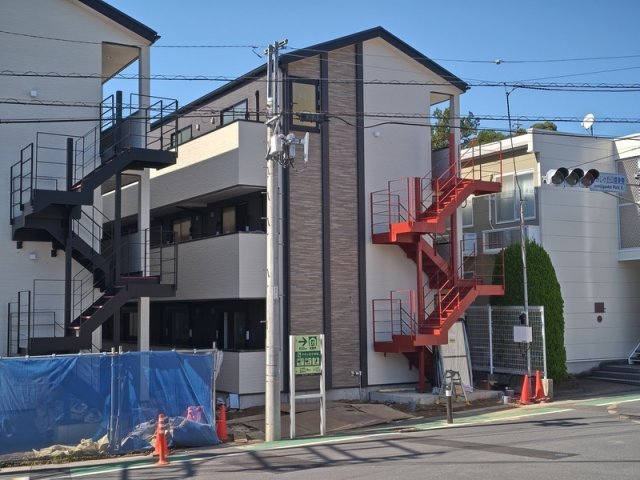 アザーレ・パッシオ新百合ヶ丘B