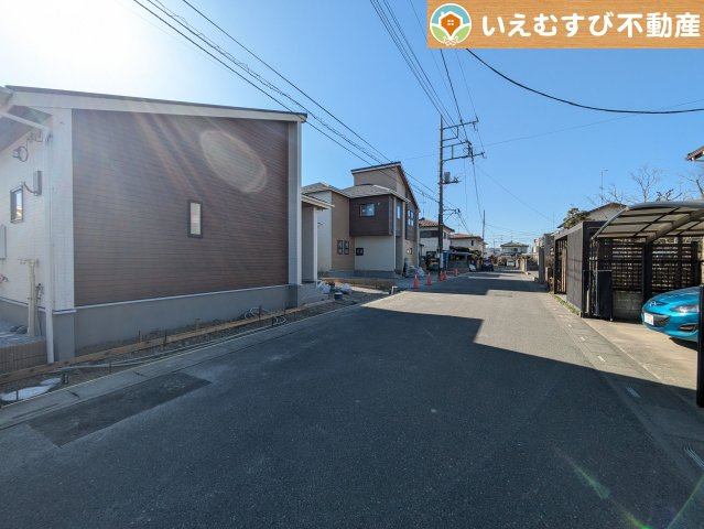 BLOOMING GARDEN　行田市棚田町3丁目の前面道路含む現地写真