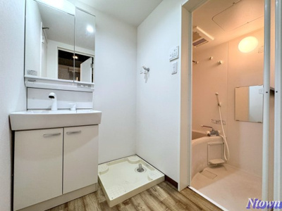 【独立洗面台】 | Gallery庄内通(ギャラリーショウナイドオリ) | 独立洗面台で身支度をすべて済ませてしまいましょう