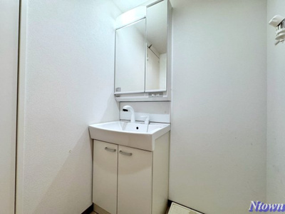 【洗面所】 | Gallery庄内通(ギャラリーショウナイドオリ) | 脱衣スペースもあります