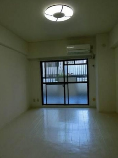 ジオナ松屋町の居間・リビング