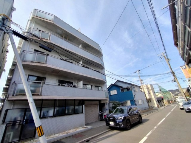 神戸市須磨区鷹取町３丁目の賃貸マンションの外観