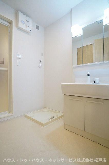 メゾン初富の洗面所