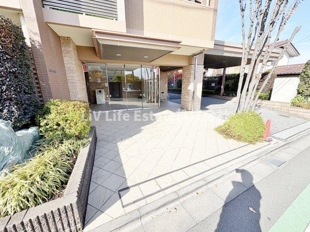 ライオンズマンション田無イーストレジデンスのエントランス