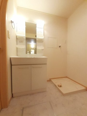 【洗面所】 | カーサ神立Ａ