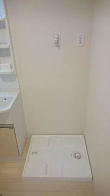  | アヴァンス・アカツカ