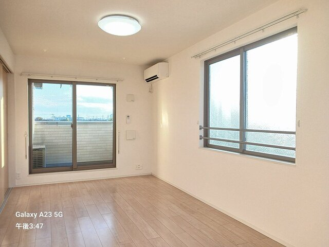 ゆりの木・Ⅵの居間・リビング