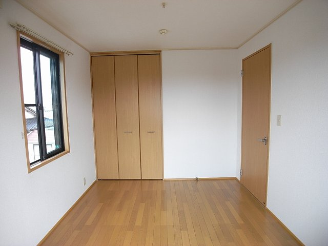 ベルパークＡ・Ｂの洋室|南側6帖洋室