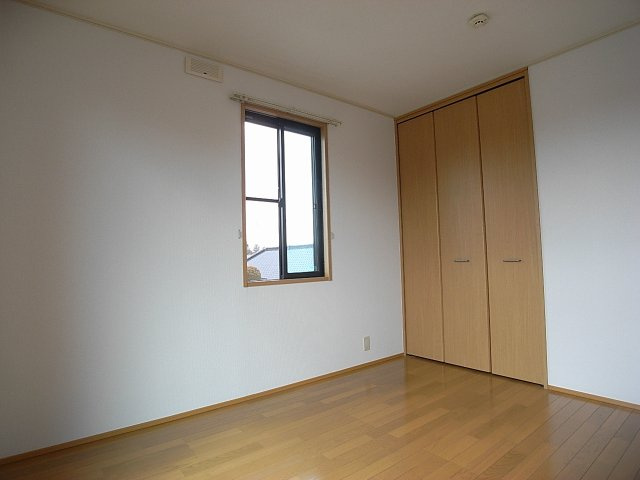 ベルパークＡ・Ｂの洋室|南側6帖洋室