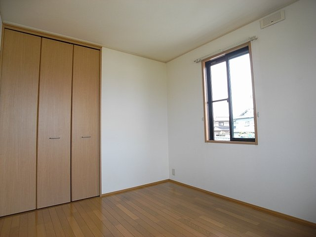 ベルパークＡ・Ｂの洋室|北側6帖洋室