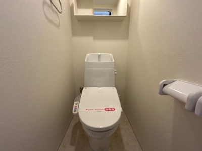 【トイレ】 | ラ・ポーズ | シャワー付きトイレ